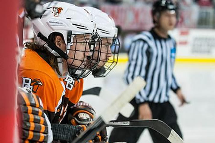 10 Need-to-Know Facts About NCAA Hockey Scholarships