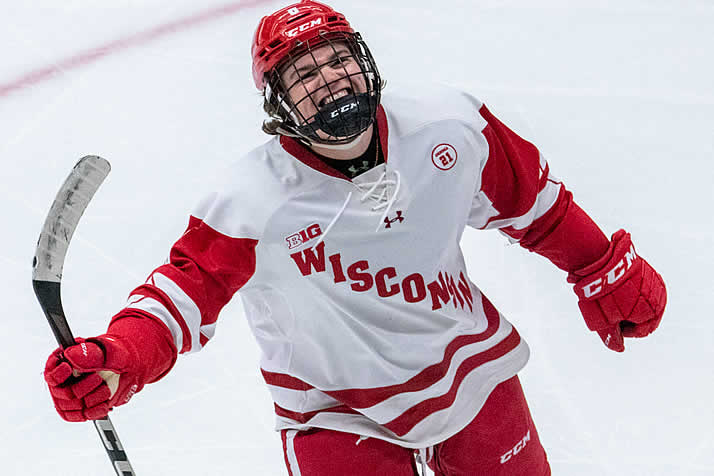 Alums Meet in Cup Final