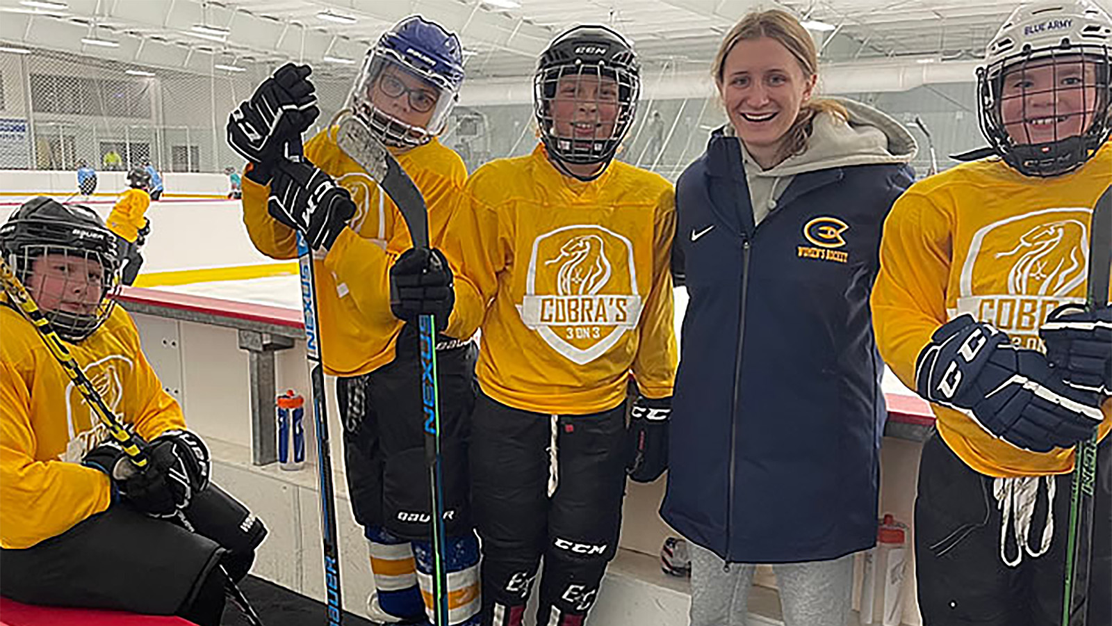 Applications now open for 2024 College Hockey Inc. Scholarship