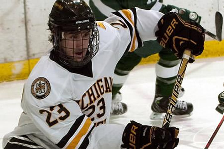 Hobey Names Top 10 Finalists