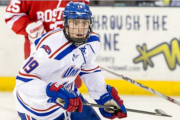 Notes: Smith Paces UMass Lowell